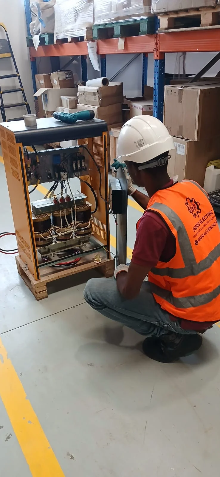 Manutenção especializada e reparação de empilhadeiras elétricas e a diesel